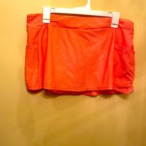 Ocean and Coast swim skirt with pockets. Size large.